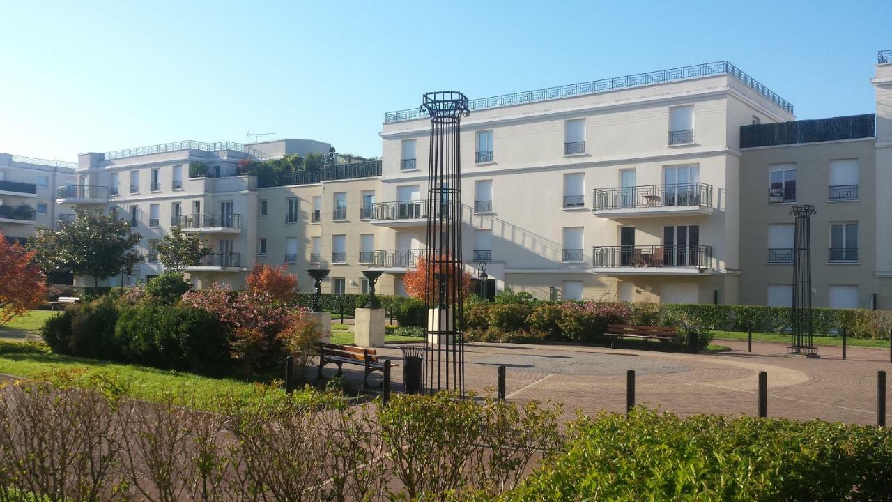 Appartement Avec Rez De Jardin A Disneyland Montévrain Exterior foto